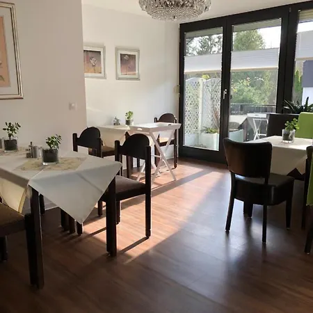 Gaestehaus Cramer Pensjonat 4*